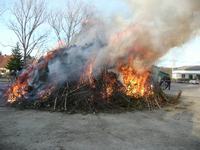 osterfeuer2012-05-qualmend.jpg